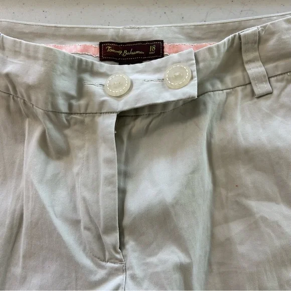 Tommy Bahama Women’s Casual Gray Bermuda Shorts - Picture 4 of 10